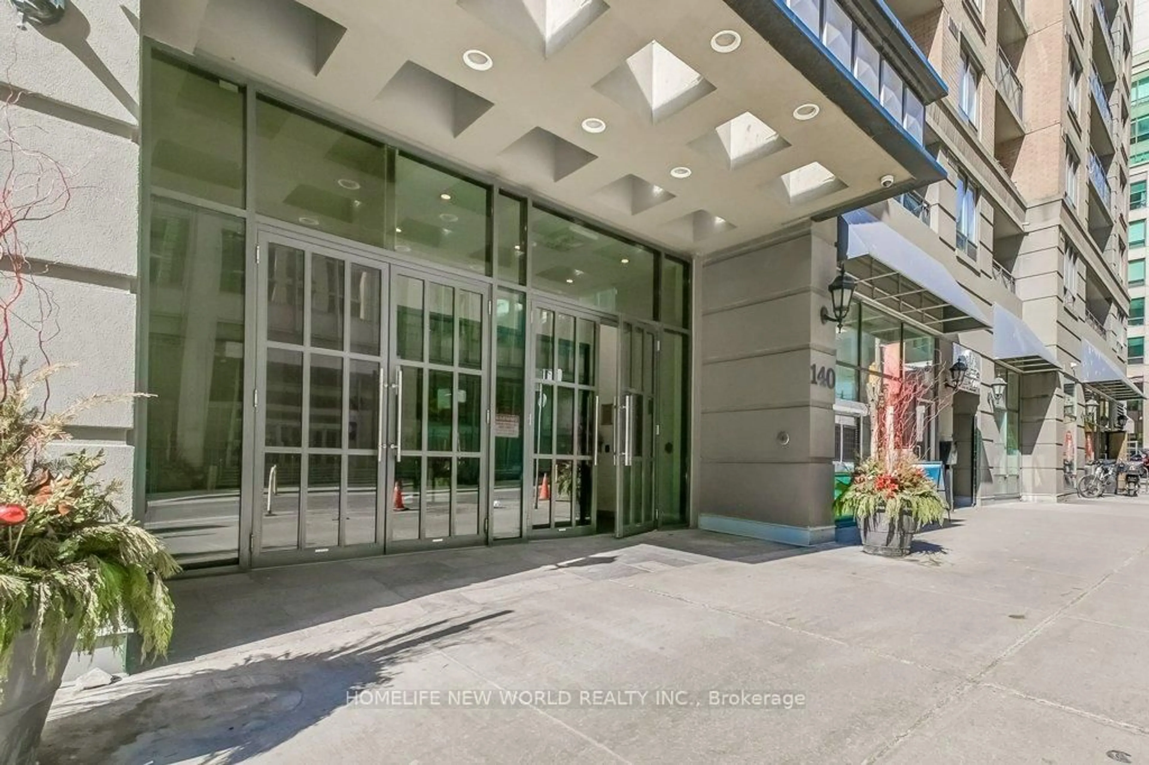 Indoor foyer for 140 Simcoe St #1520, Toronto Ontario M5H 4E9
