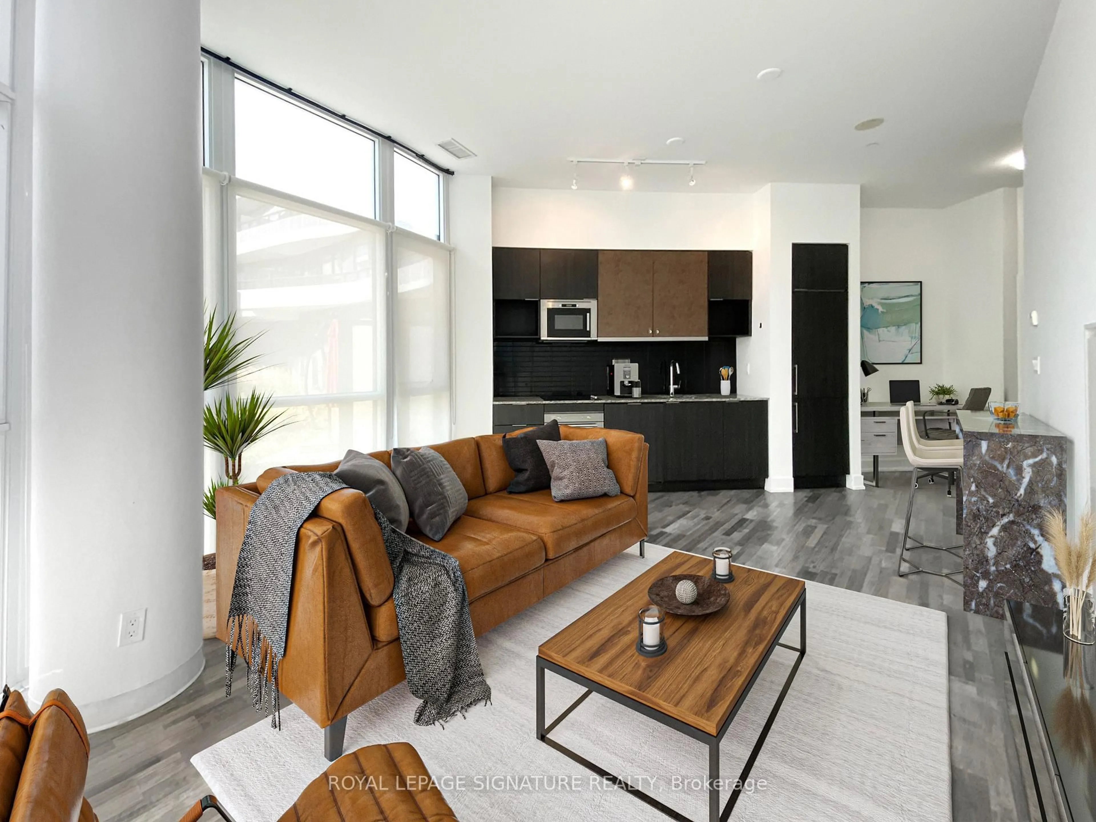 Living room with furniture, unknown for 99 The Donway N/A #105, Toronto Ontario M3C 0N8