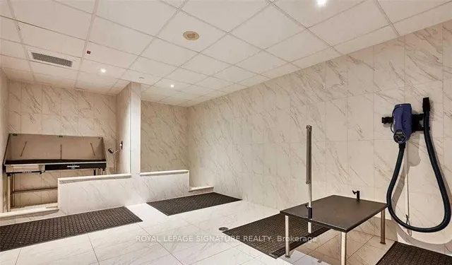 Additional property image - 99 The Donway N/A Unit 105
