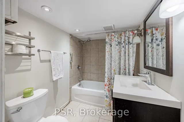 Additional property image - 285 Robina Ave