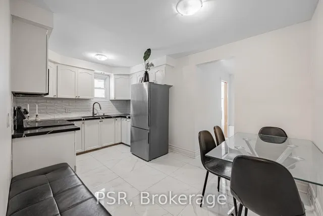 Additional property image - 285 Robina Ave