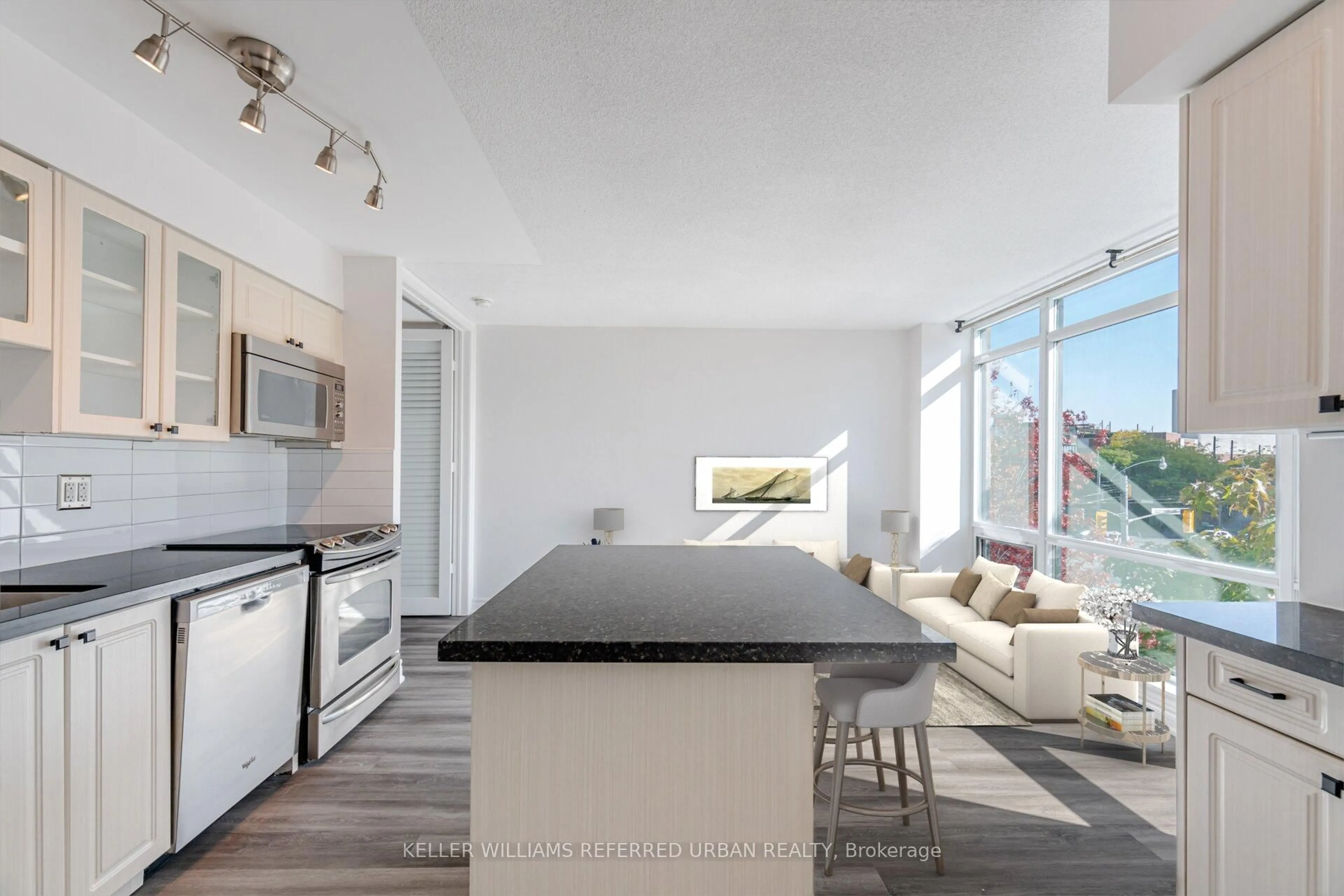 Open concept kitchen, unknown for 600 Fleet St #318, Toronto Ontario M5V 1B7