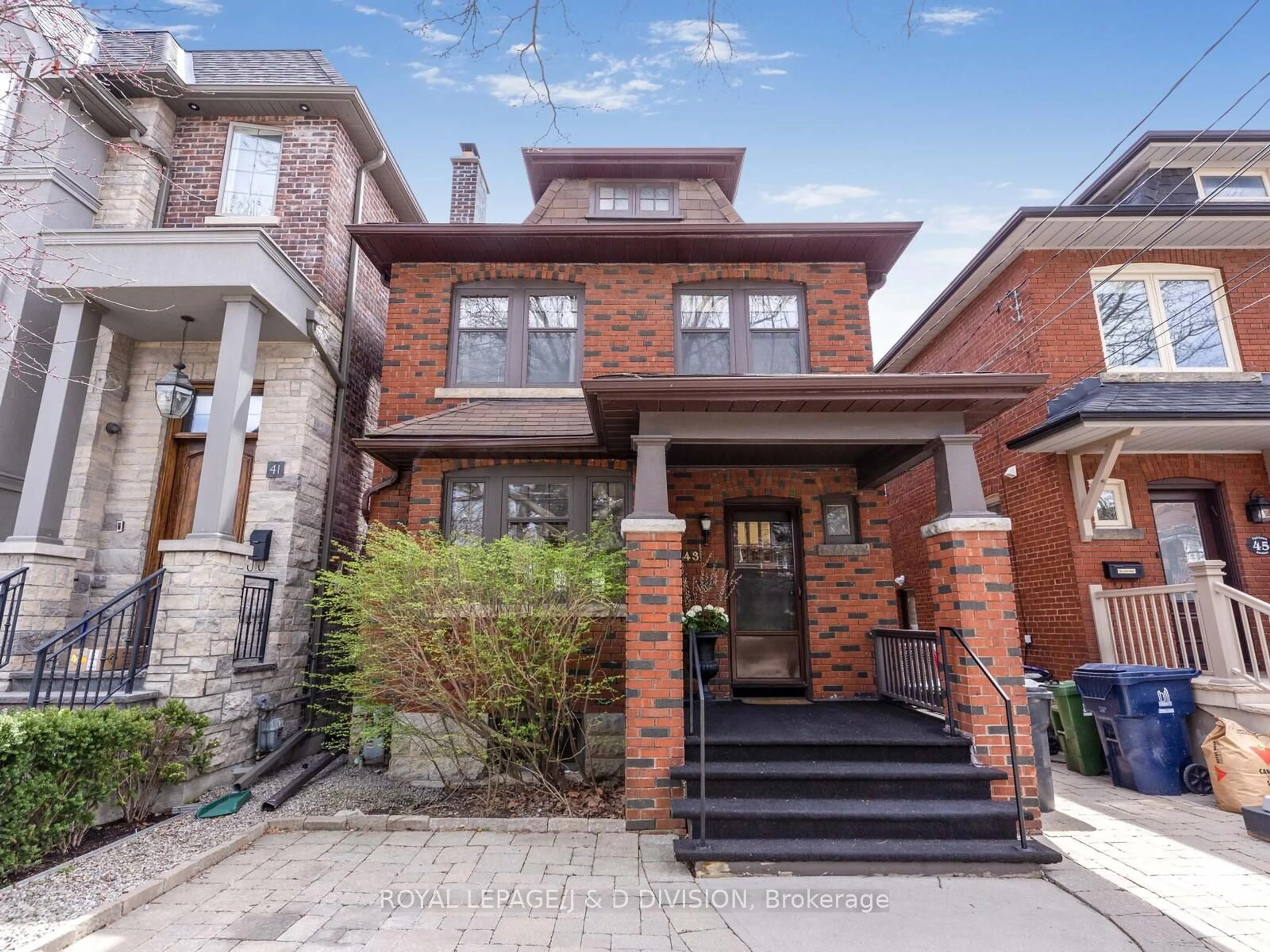 Home with brick exterior material, street for 43 Fairlawn Ave, Toronto Ontario M5M 1S6