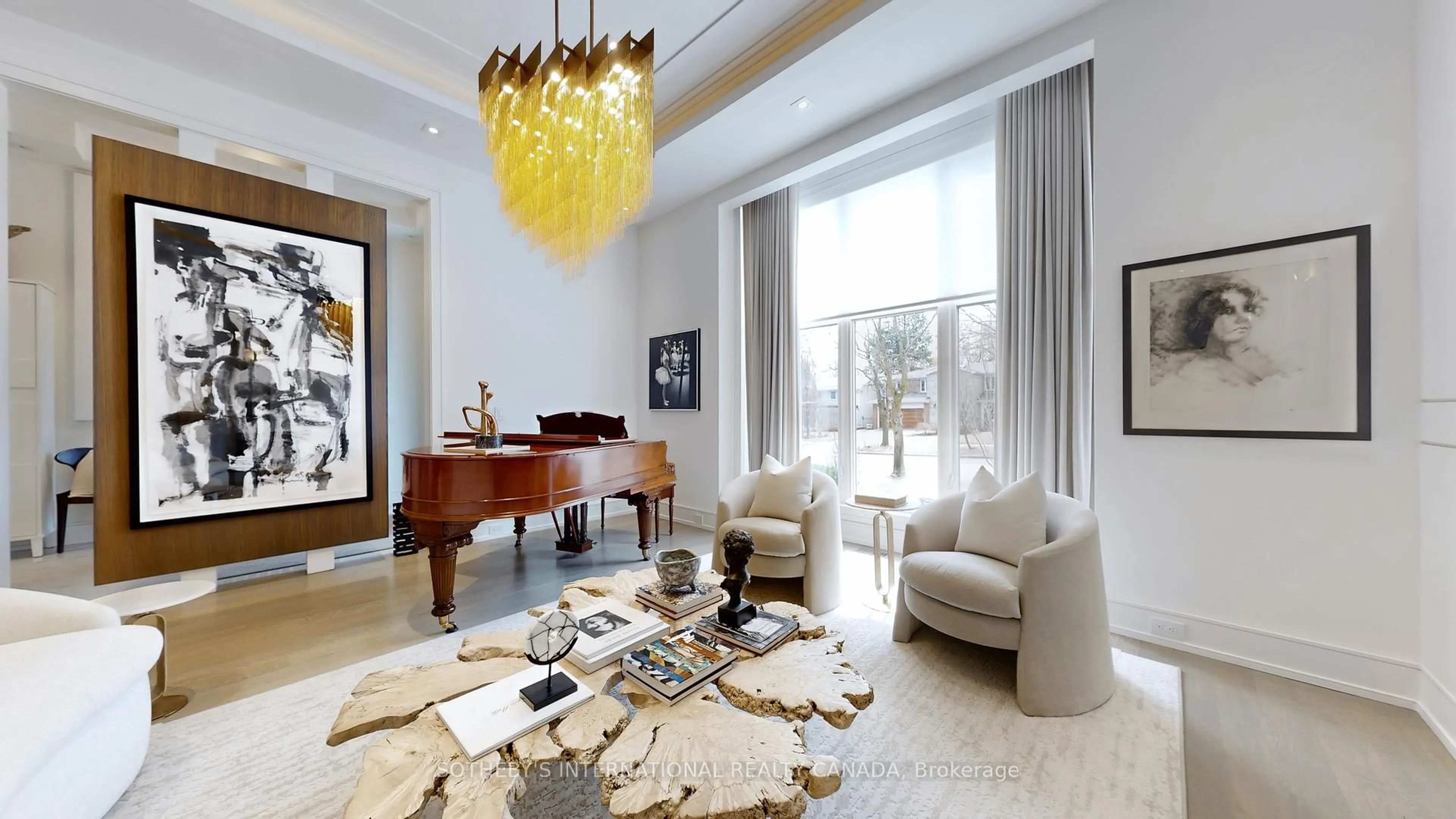 Living room with furniture, unknown for 77 Bannatyne Dr, Toronto Ontario M2L 2P2