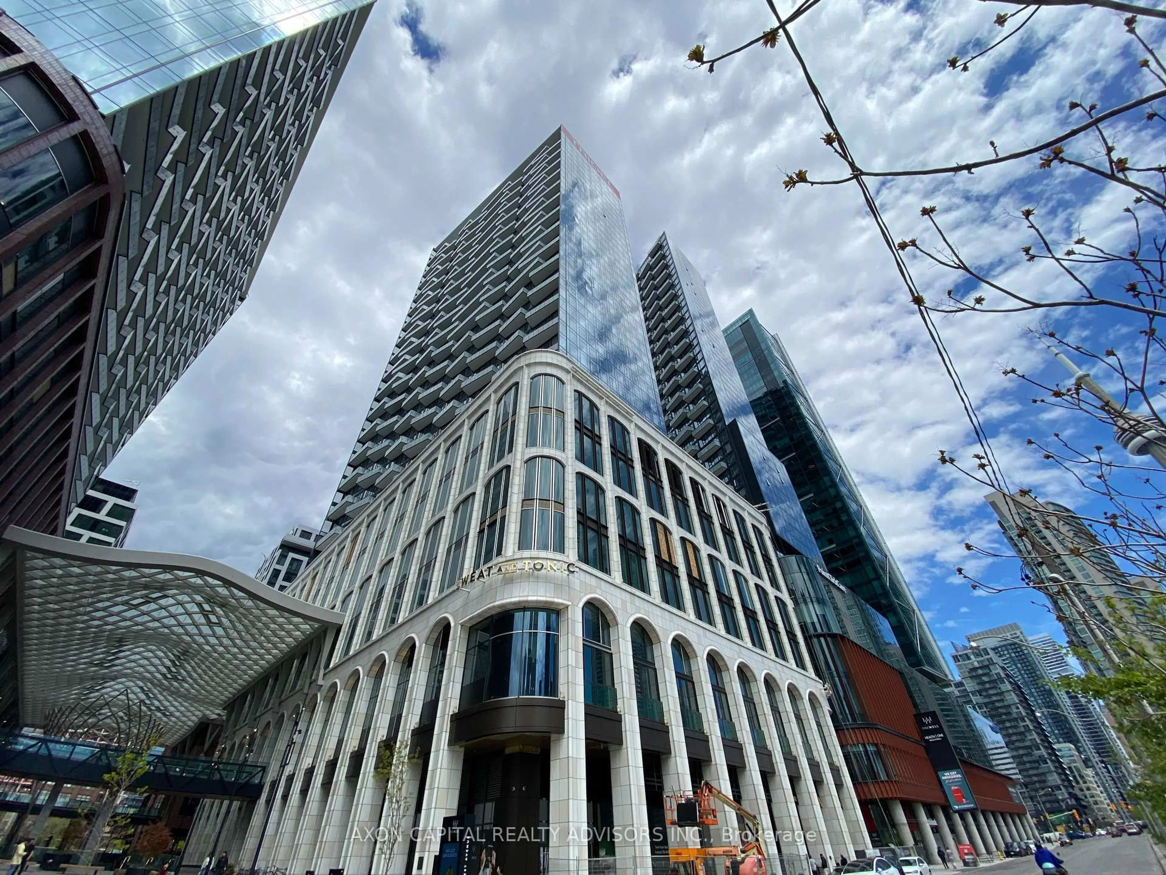 Blurry image for 470 Front St #Ph01, Toronto Ontario M5V 0V6