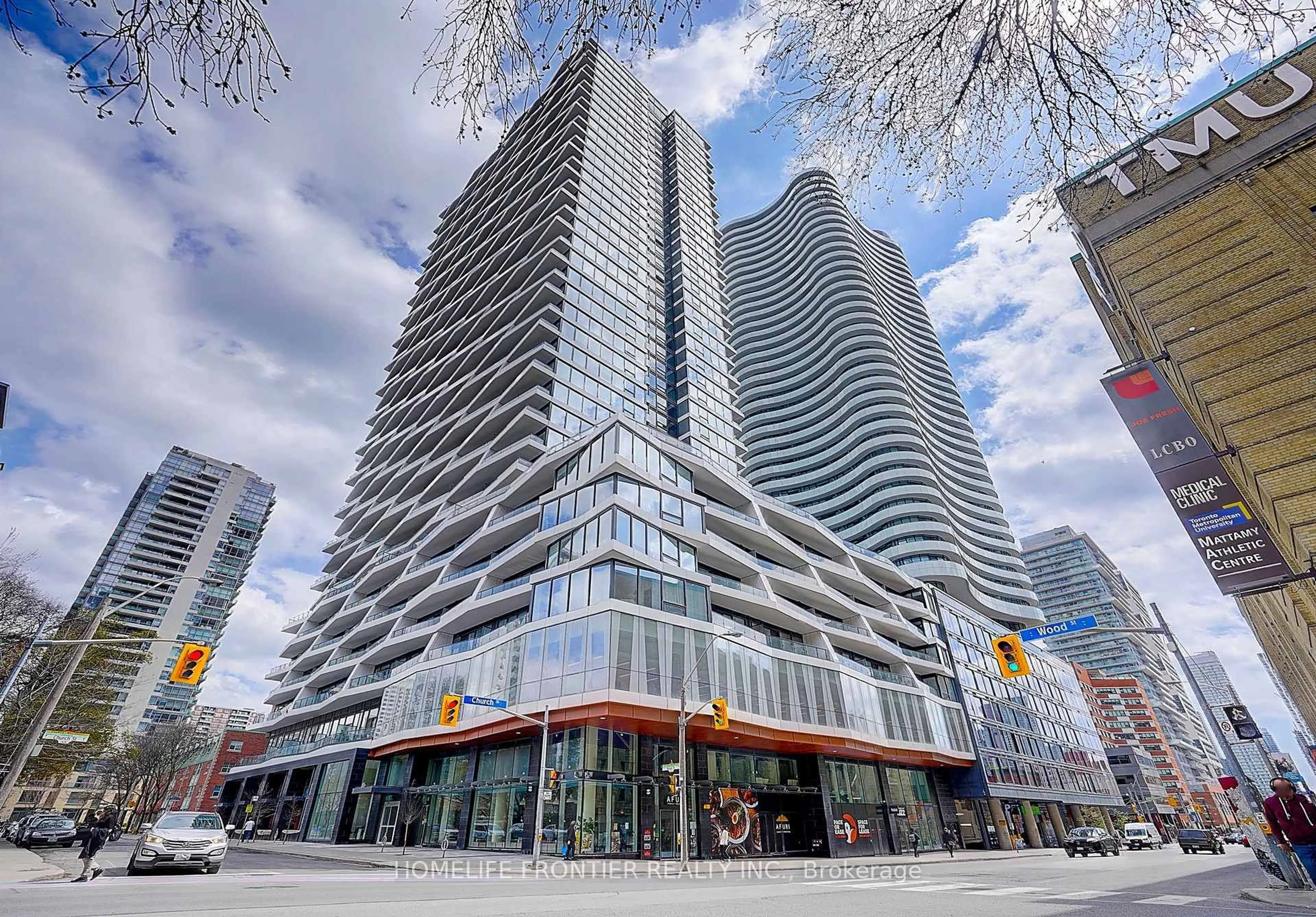 Indoor foyer for 85 Wood St #2109, Toronto Ontario M4Y 0E8