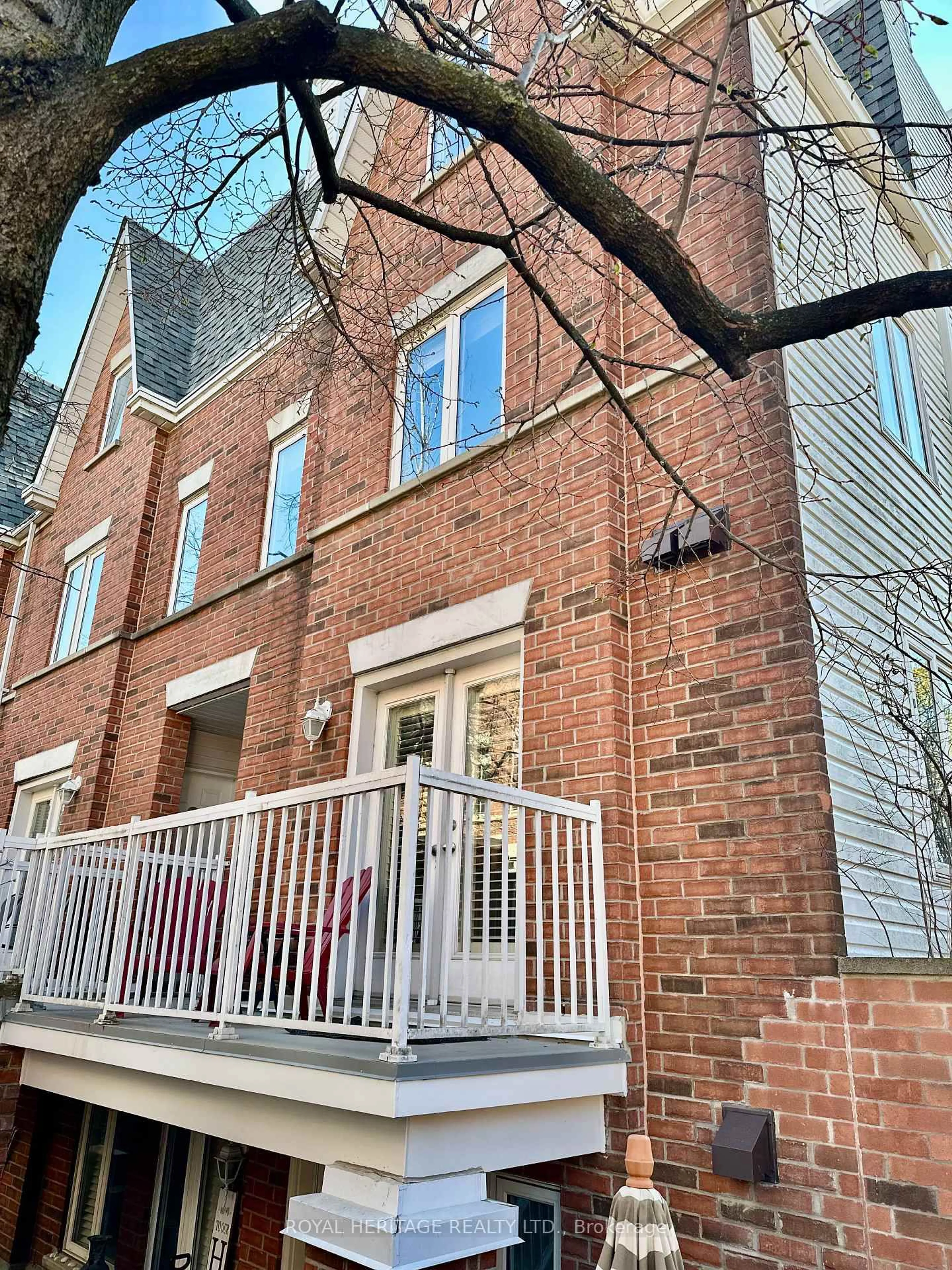 Home with brick exterior material, street for 12 Sudbury St #3016, Toronto Ontario M6J 3W7
