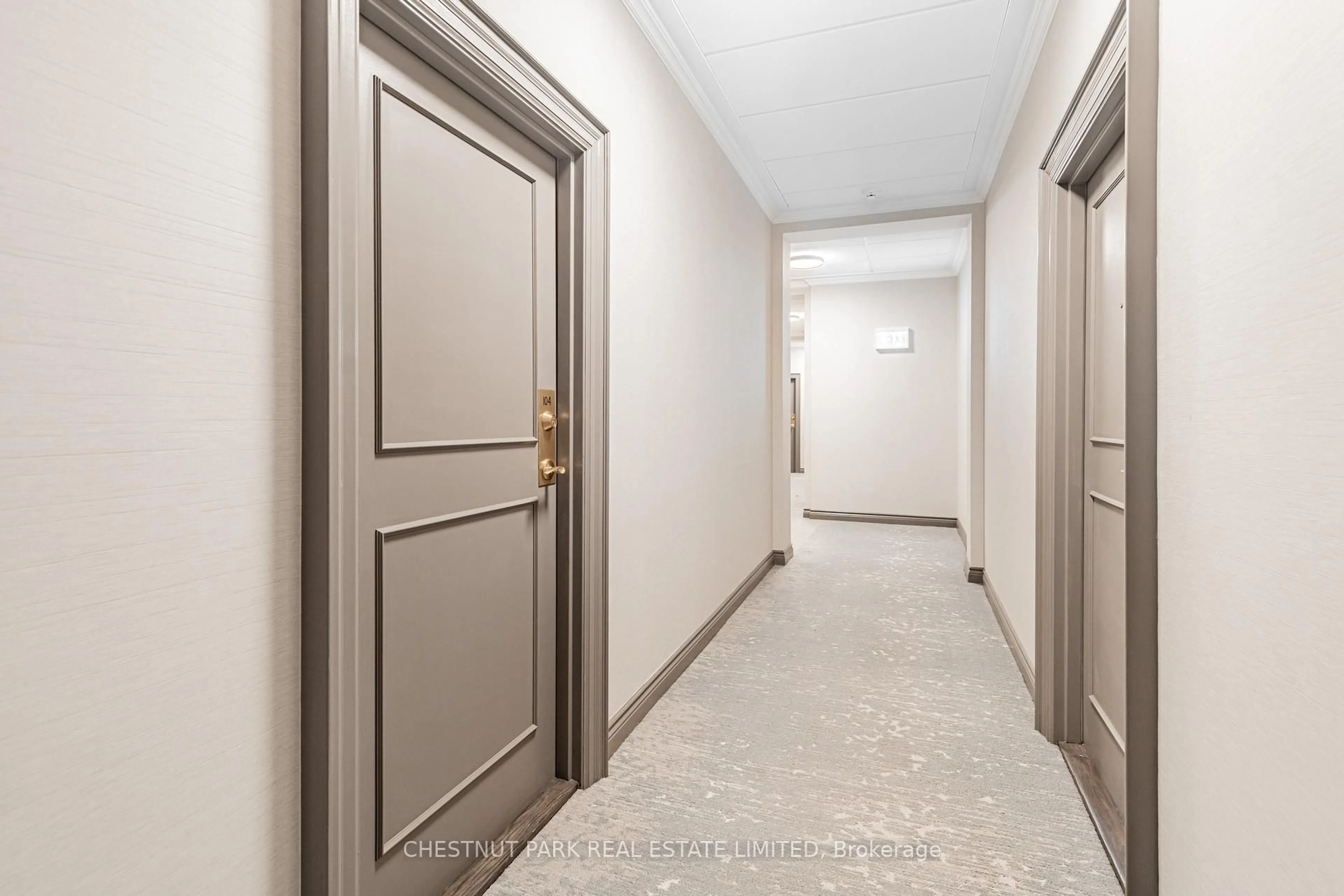 Indoor foyer for 95 Prince Arthur Ave #104, Toronto Ontario M5R 3P6