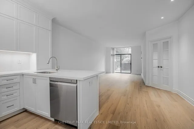 Additional property image - 95 Prince Arthur Ave Unit 104