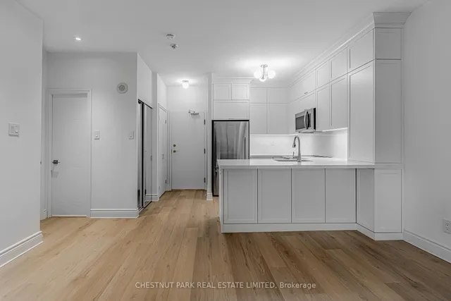 Additional property image - 95 Prince Arthur Ave Unit 104