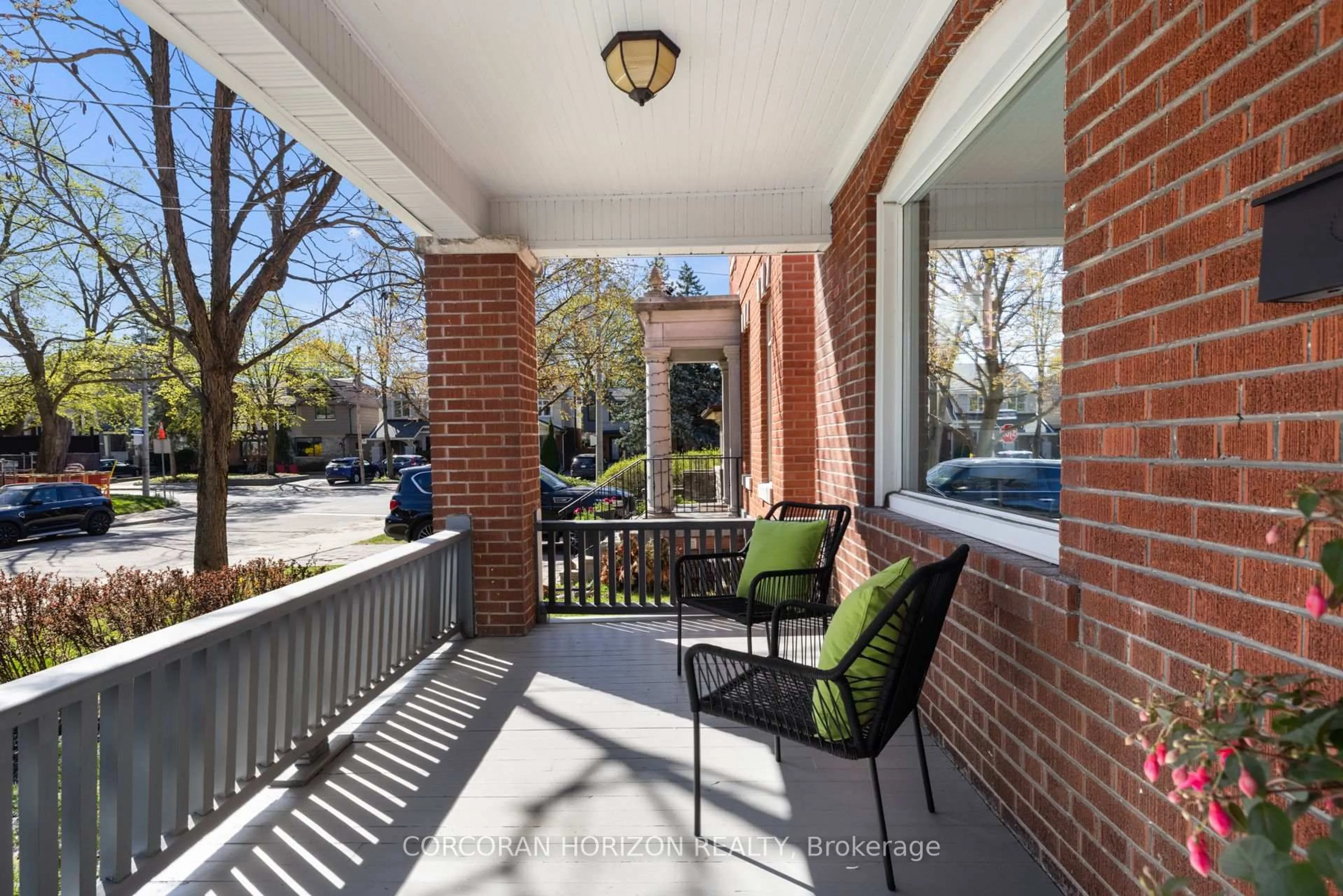 Patio, street for 12 Haddon St, Toronto Ontario M5M 3M9