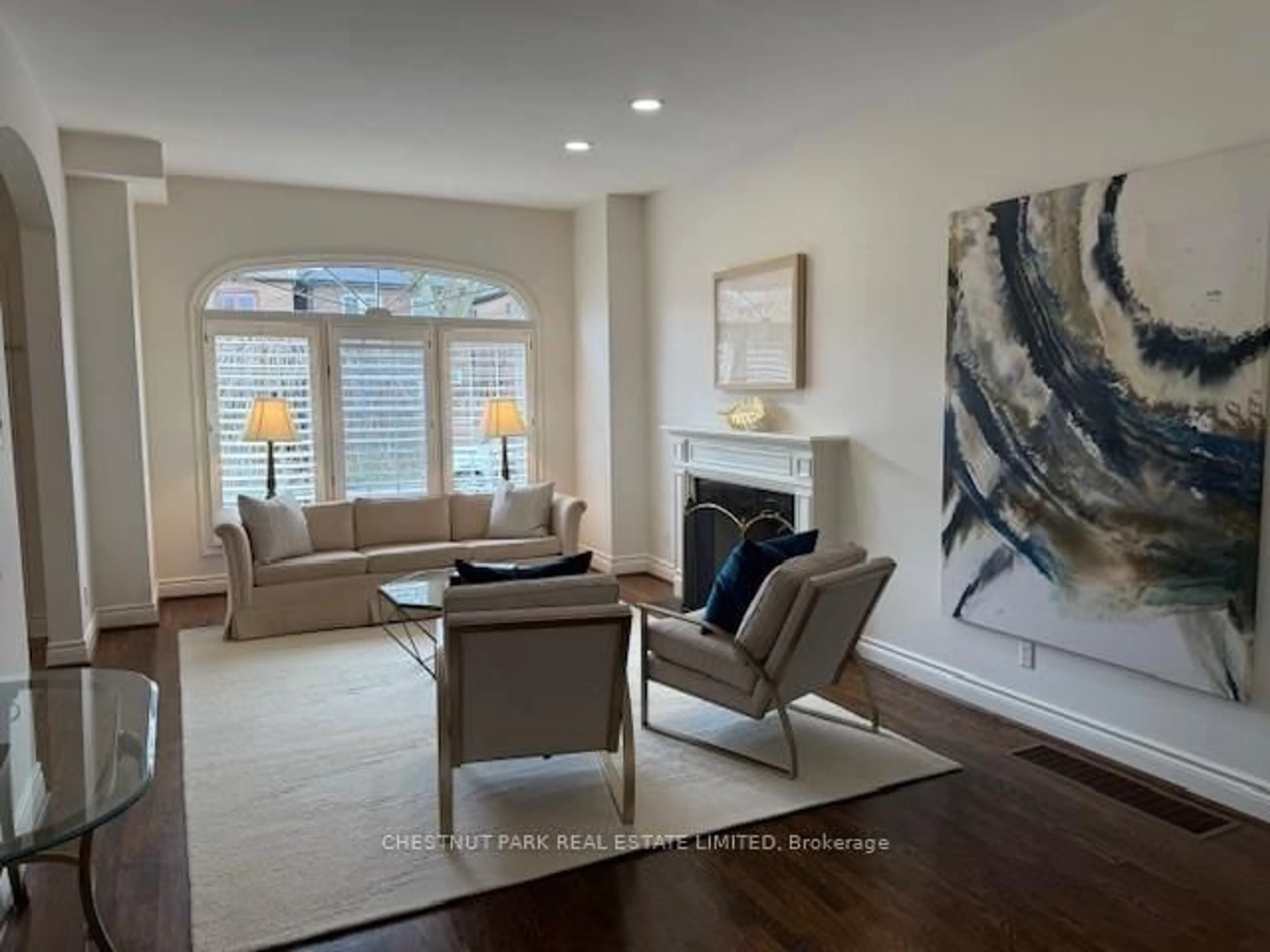 Living room with furniture, unknown for 26 Tilson Rd, Toronto Ontario M4S 1P4