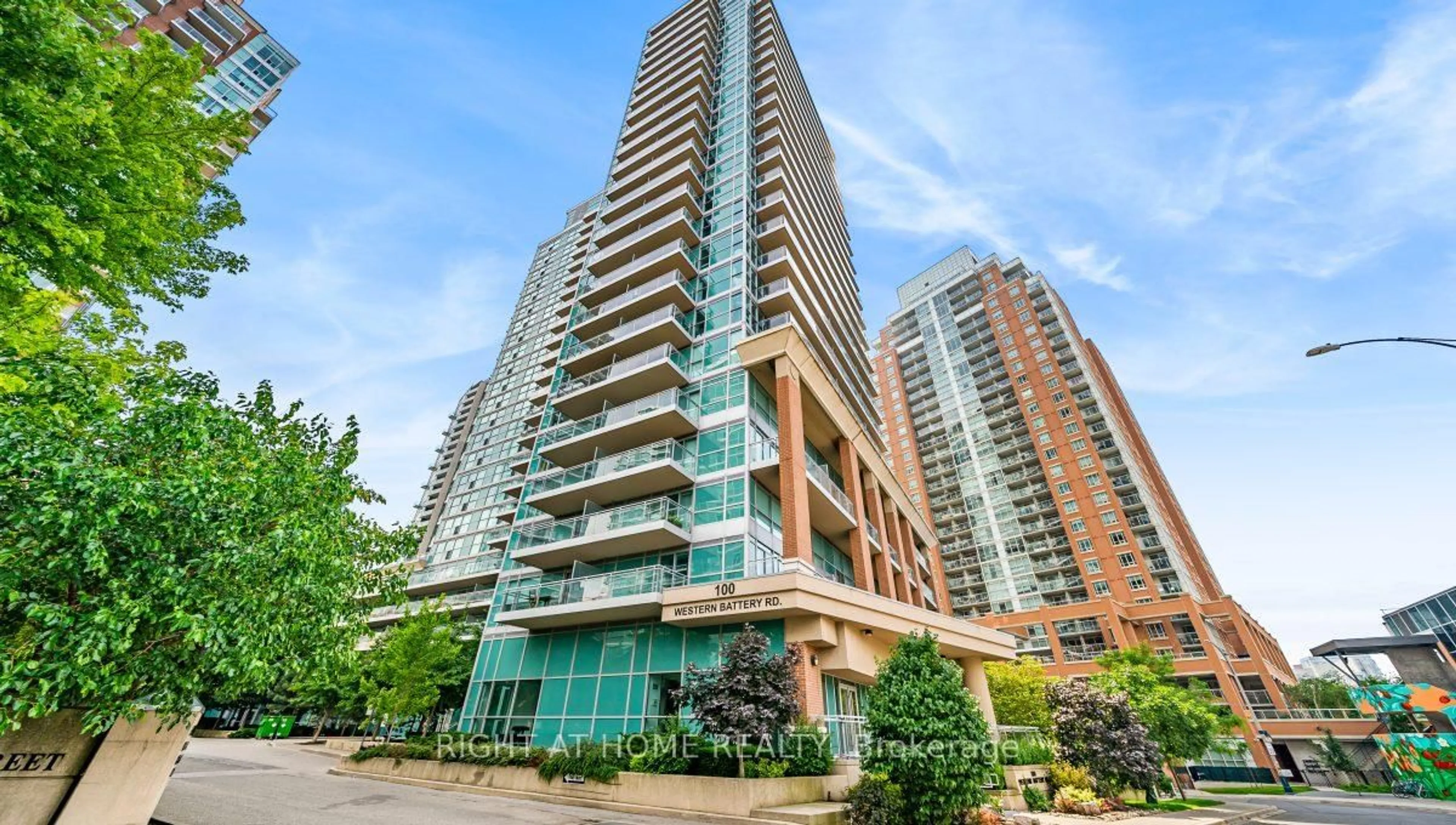 Unknown for 100 Western Battery Rd #806, Toronto Ontario M6K 3S2