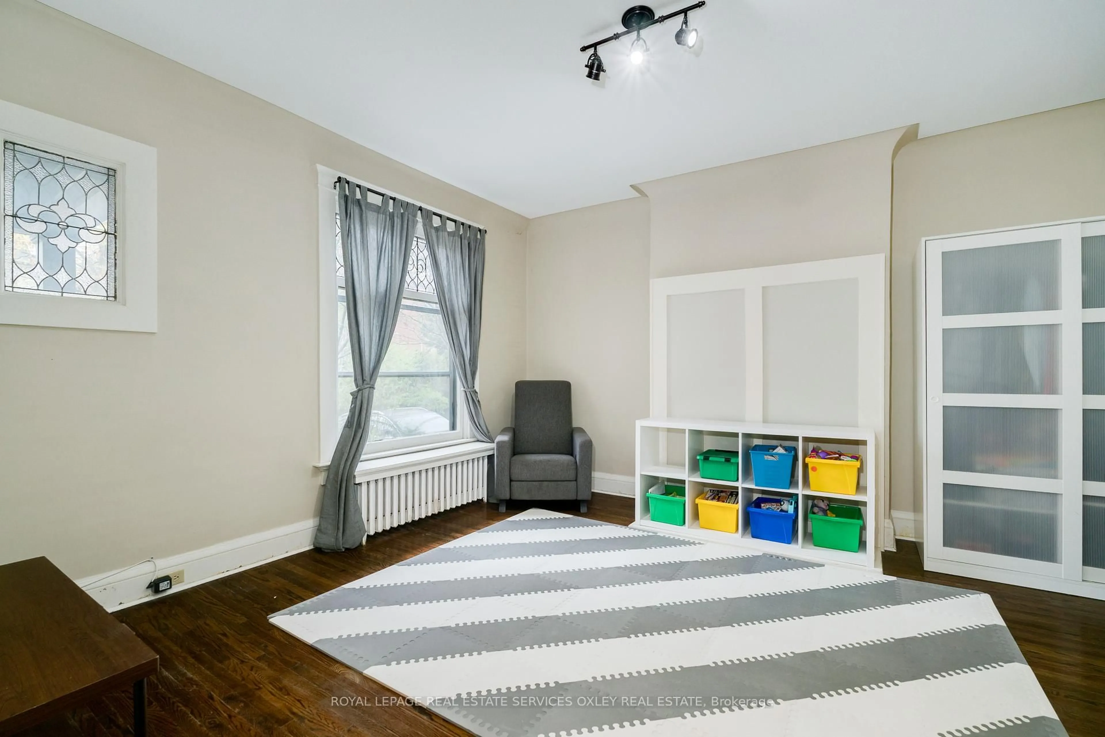 A pic of a room for 89 Walker Ave, Toronto Ontario M4V 1G3