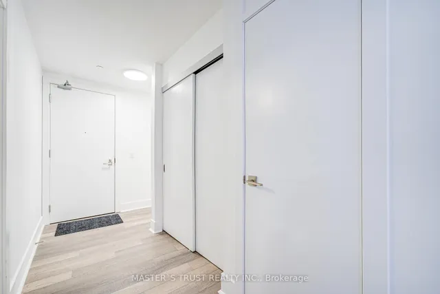 Additional property image - 32 Davenport Rd Unit 416