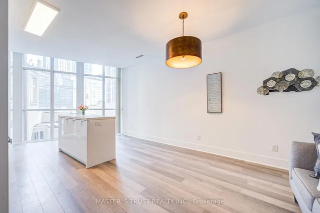 Additional property image - 32 Davenport Rd Unit 416