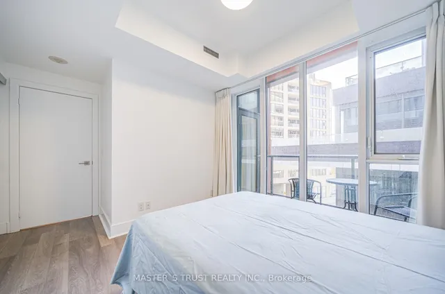 Additional property image - 32 Davenport Rd Unit 416