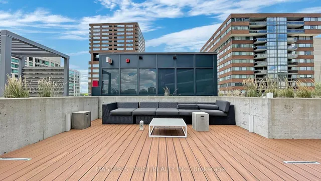 Additional property image - 32 Davenport Rd Unit 416