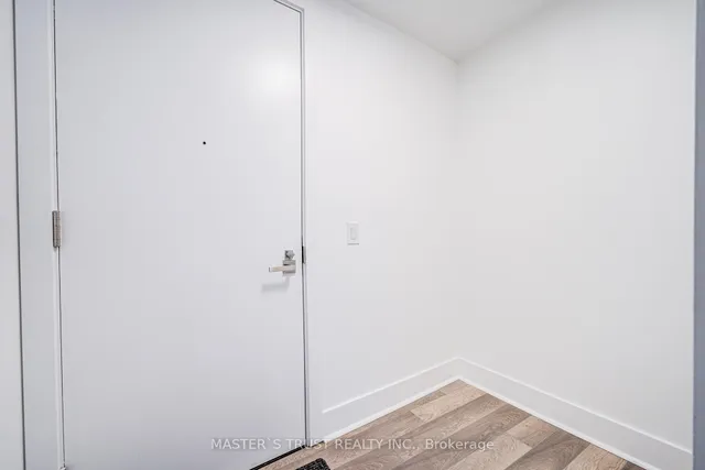 Additional property image - 32 Davenport Rd Unit 416