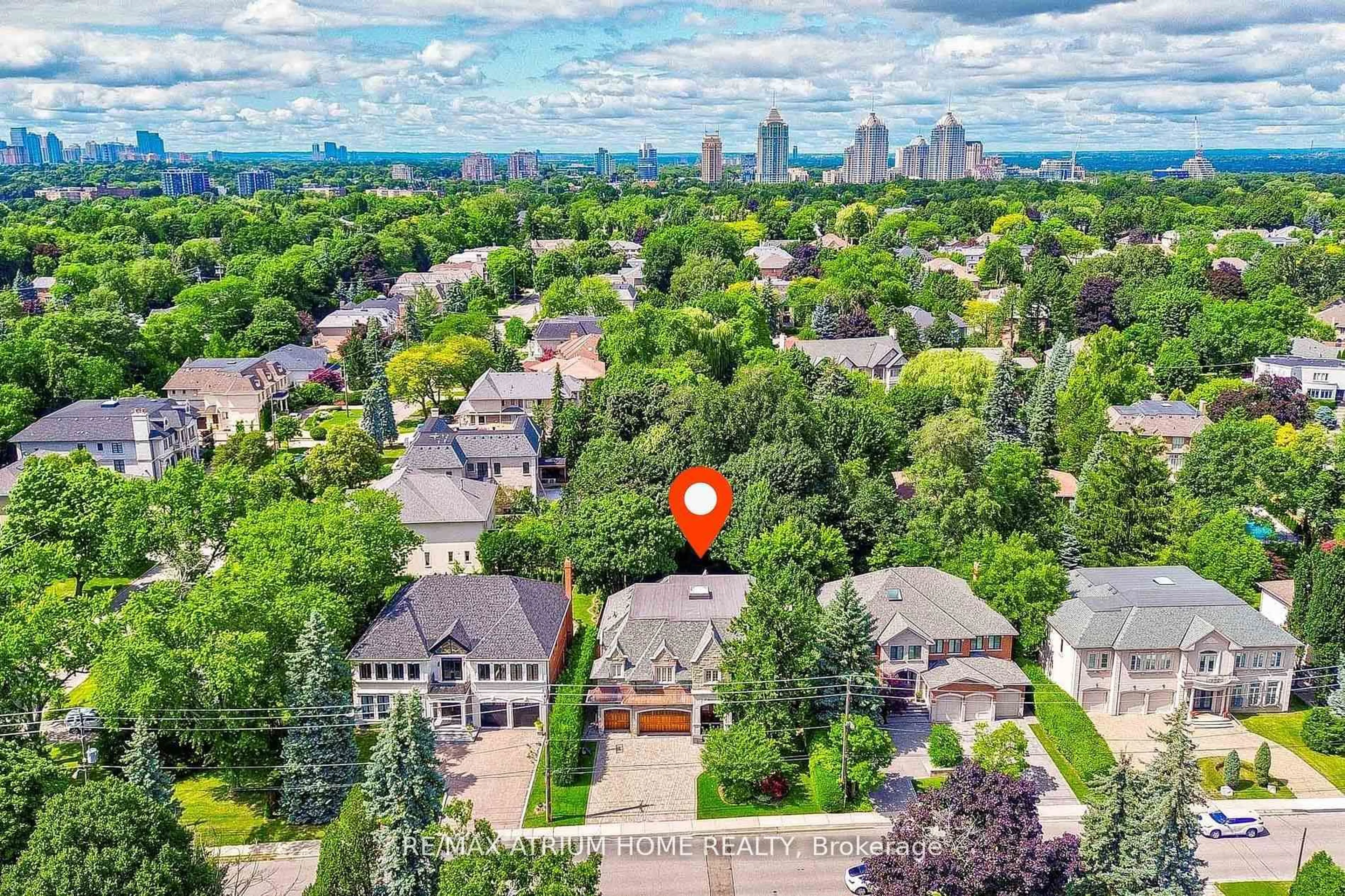 A pic from outside/outdoor area/front of a property/back of a property/a pic from drone, city buildings view from balcony for 18 Heathcote Ave, Toronto Ontario M2L 1Y7