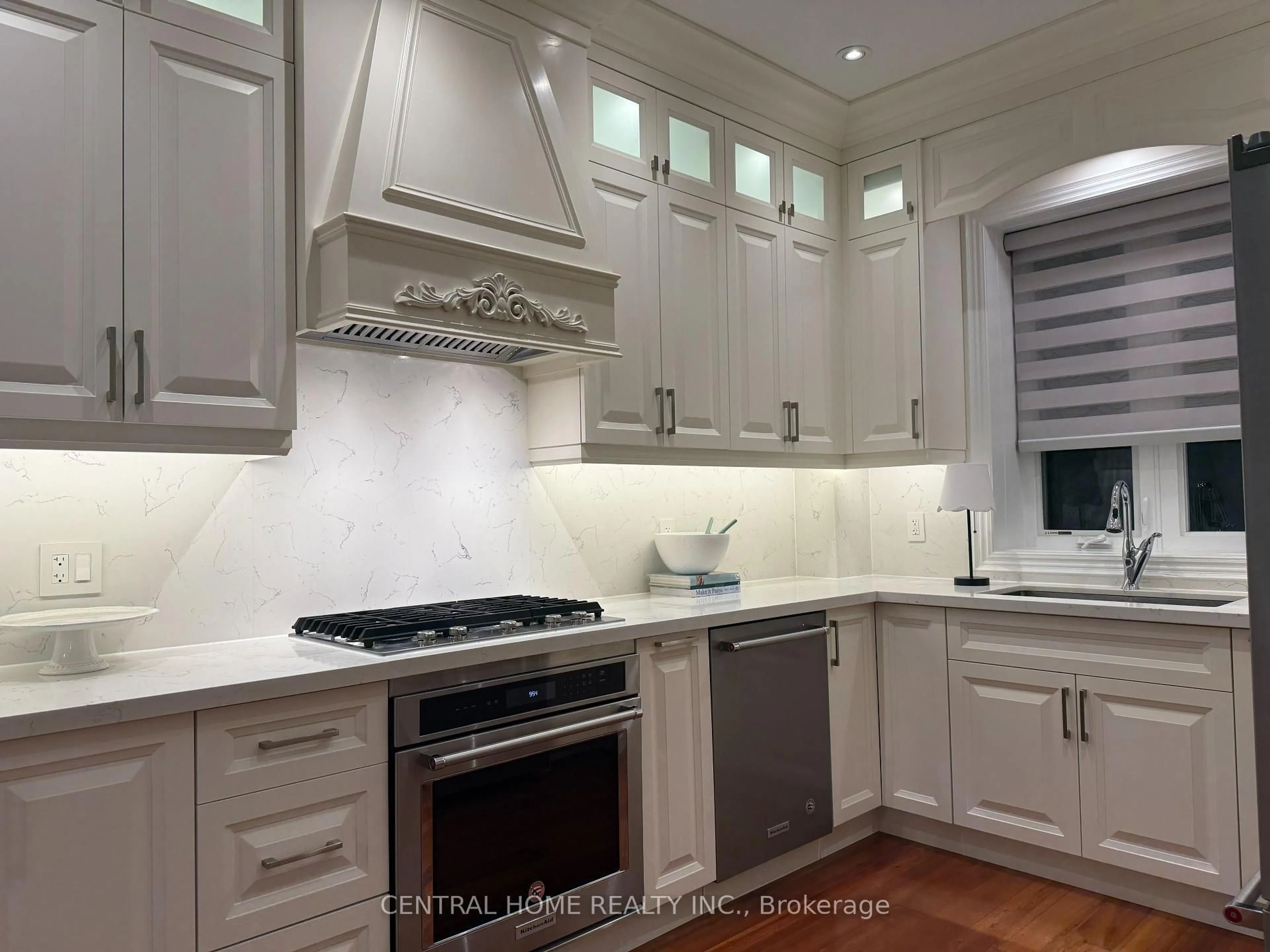 Contemporary kitchen, ceramic/tile floor for 298 Poyntz Ave, Toronto Ontario M2N 1J9