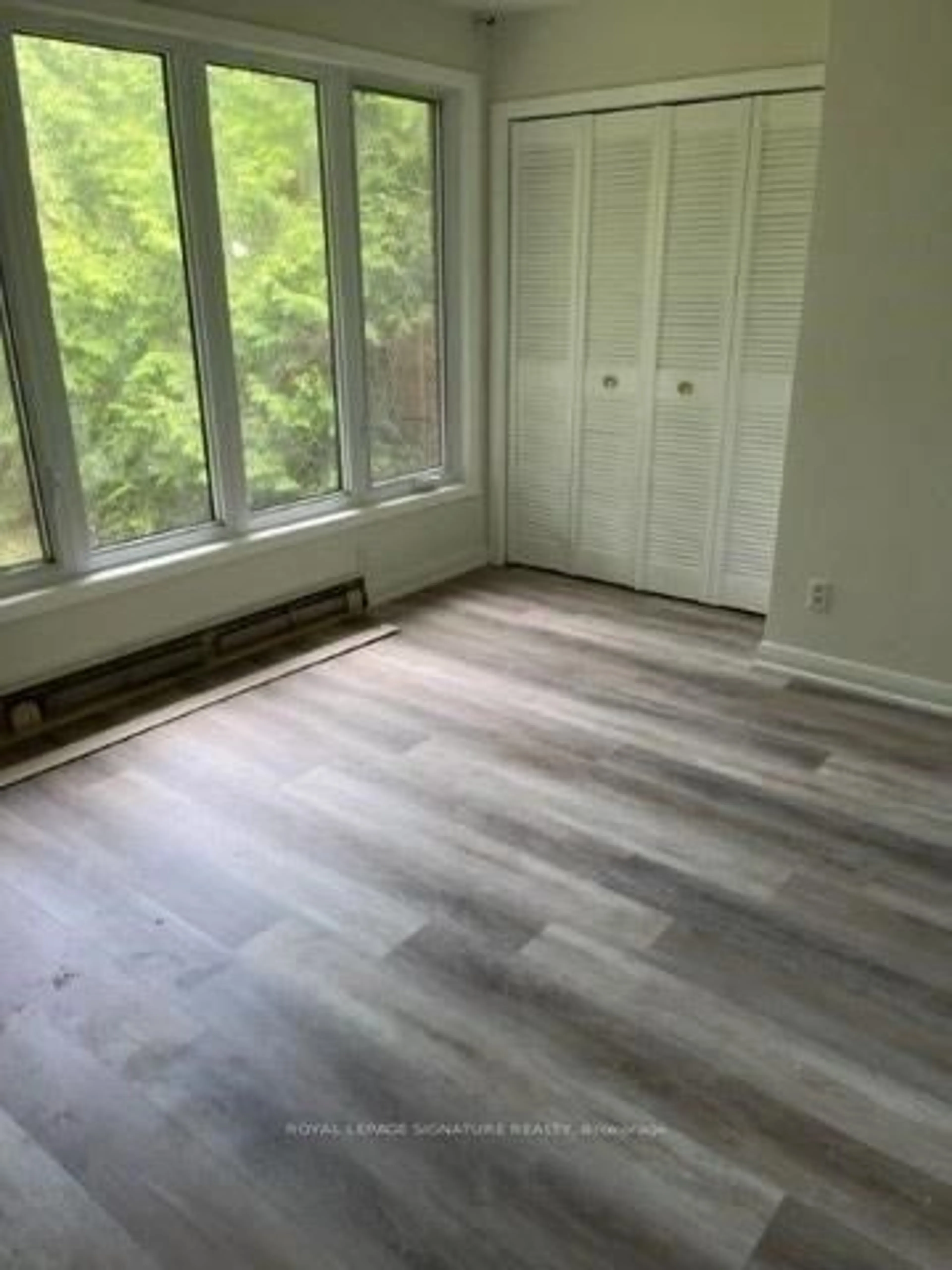 A pic of a room for 18 Greengate Rd, Toronto Ontario M3B 1E8