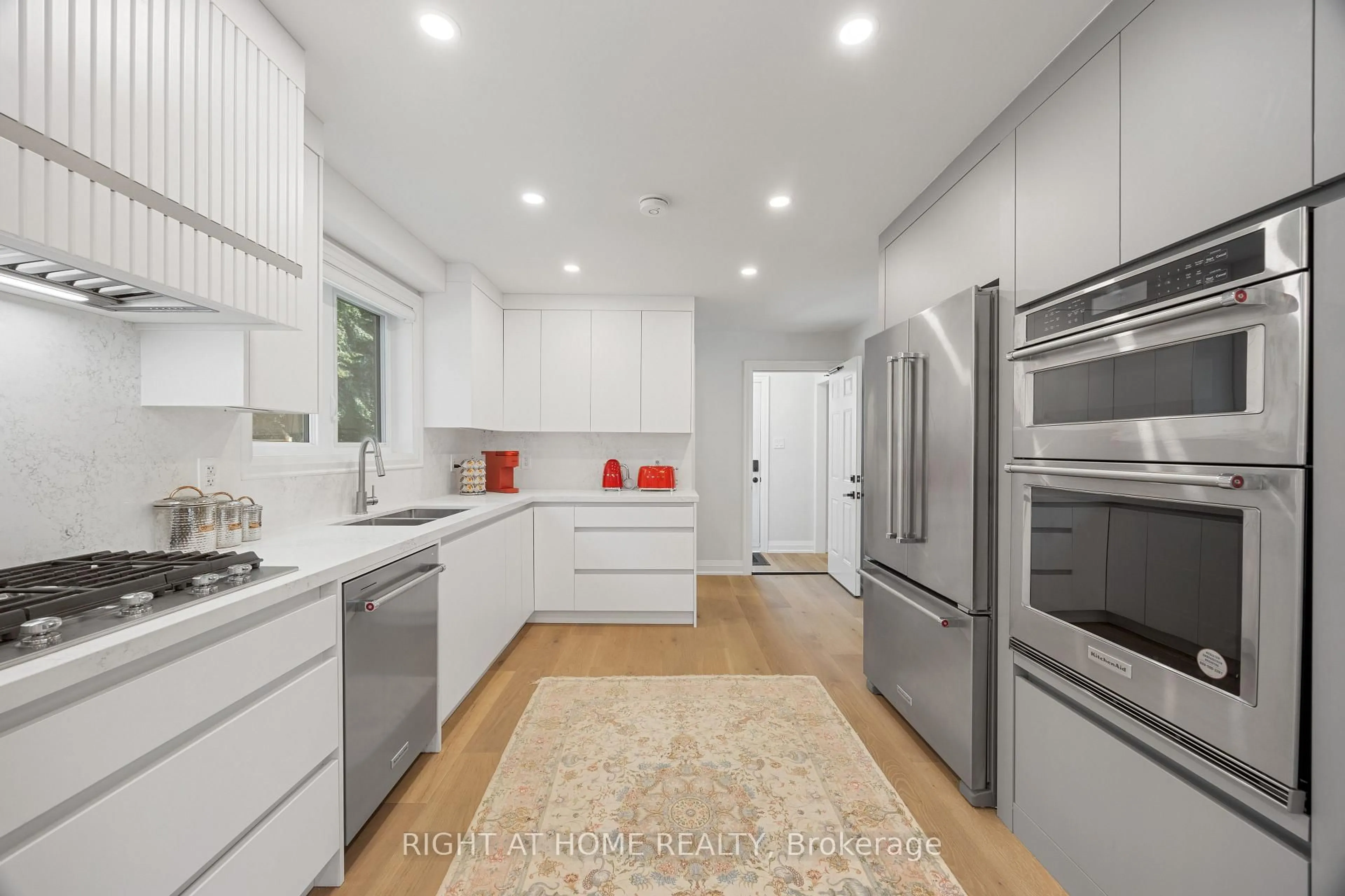 Contemporary kitchen, ceramic/tile floor for 63 Shippigan Cres, Toronto Ontario M2J 2G1