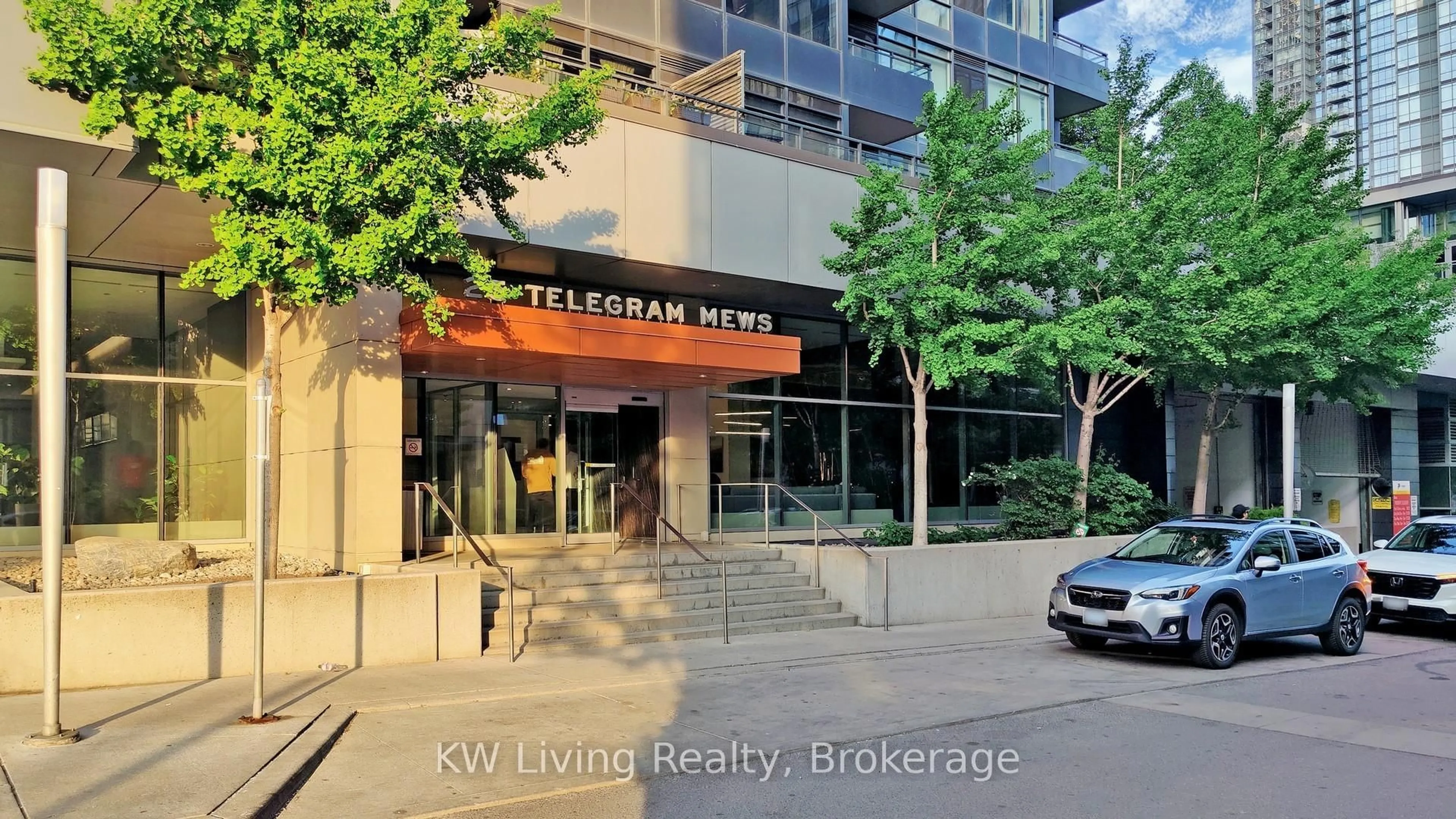 Unknown for 25 Telegram Mews #1701, Toronto Ontario M5V 3Z1