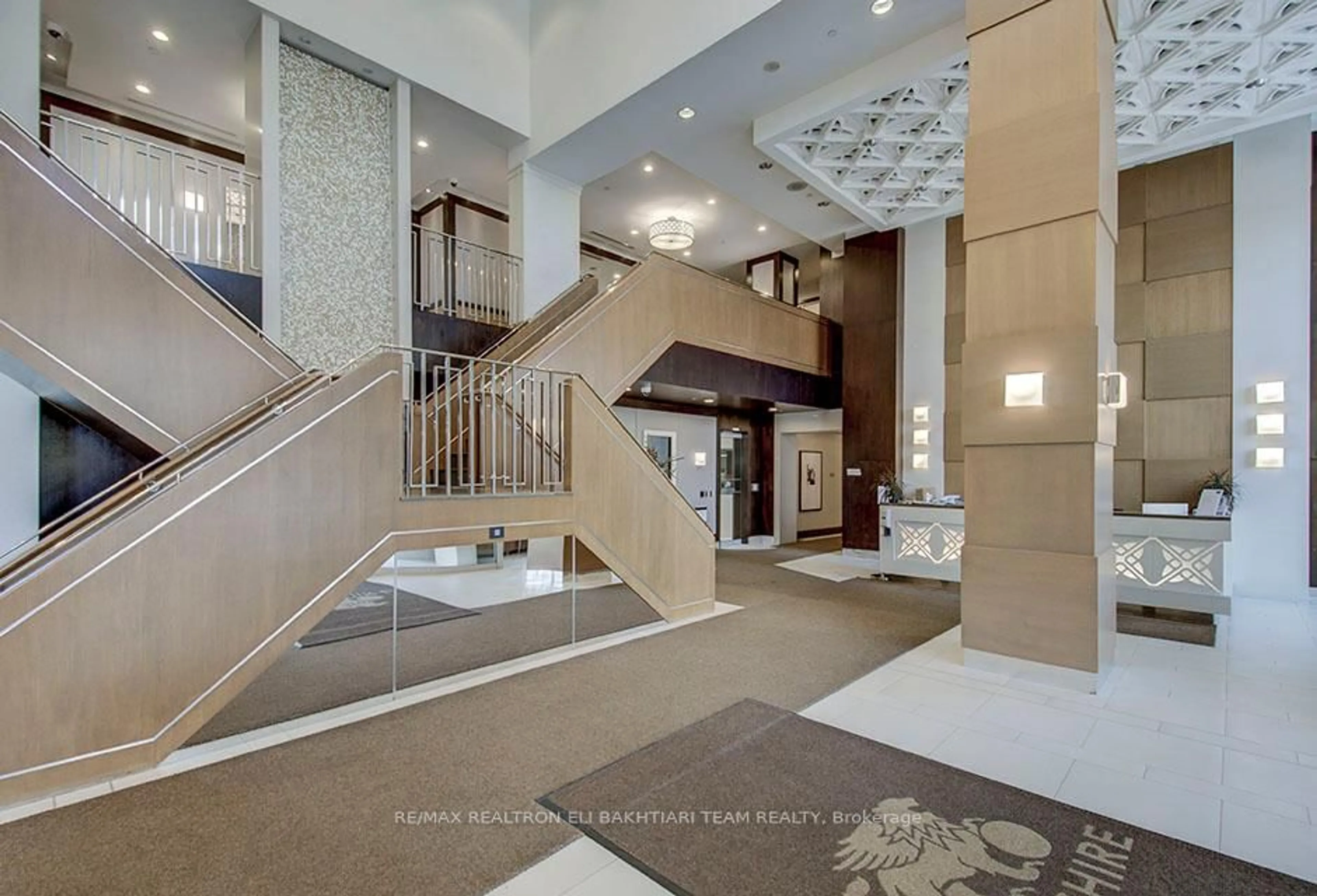Indoor foyer for 100 Harrison Garden Blvd #612, Toronto Ontario M2N 0C2