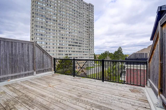 Additional property image - 17 Coneflower Cres Unit 220