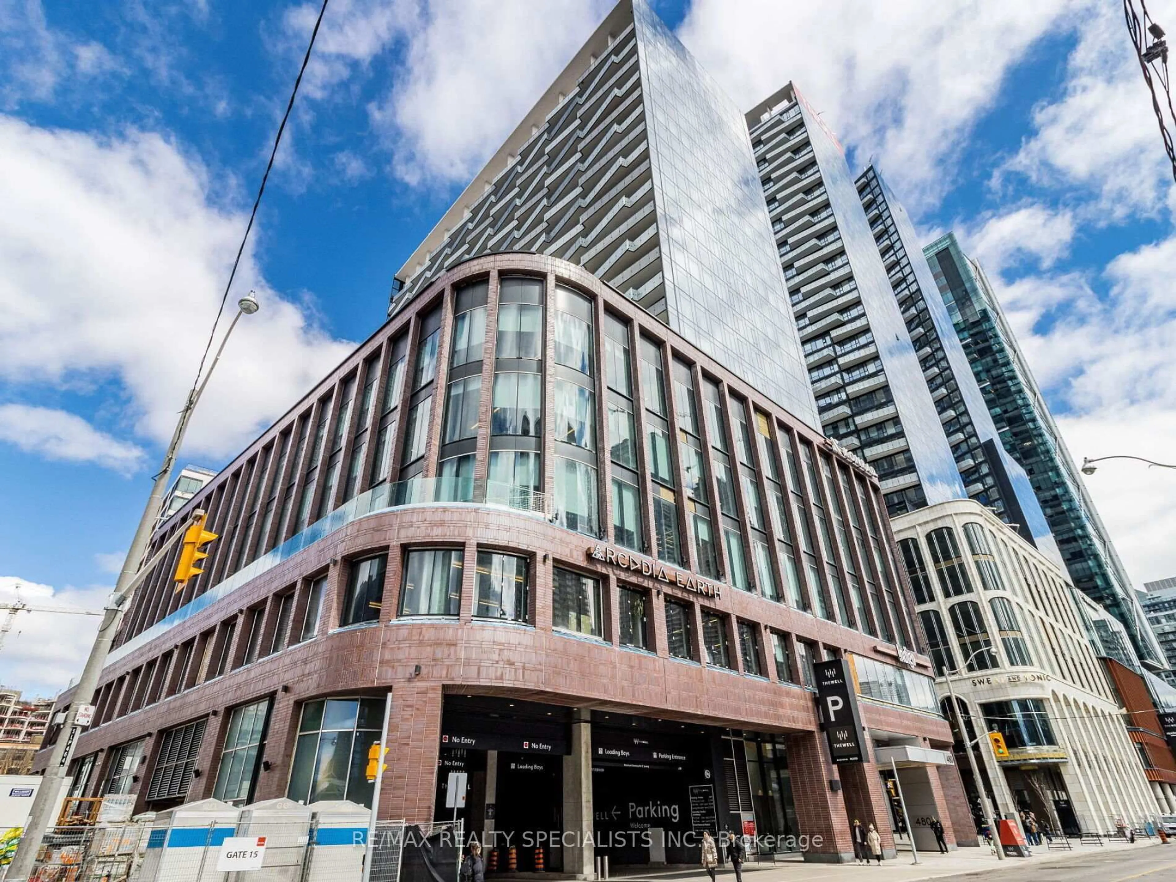 Indoor foyer for 480 Front St #1903, Toronto Ontario M5V 0V5