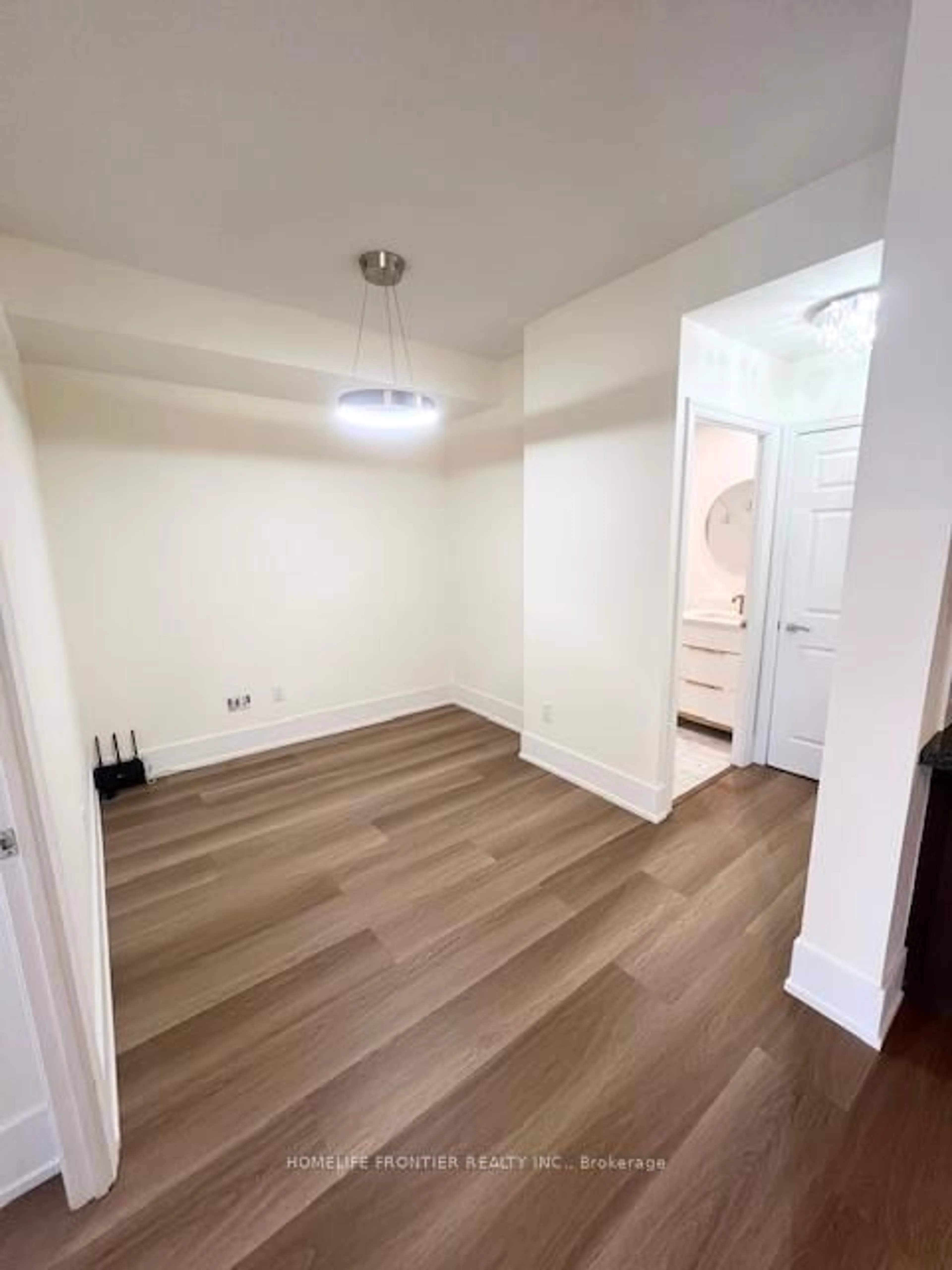 A pic of a room for 35 Balmuto St #710, Toronto Ontario M4Y 0A3