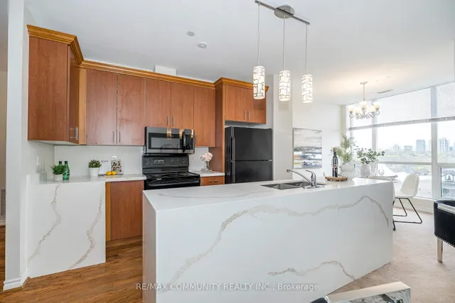 Additional property image - 980 Yonge St Unit 1007