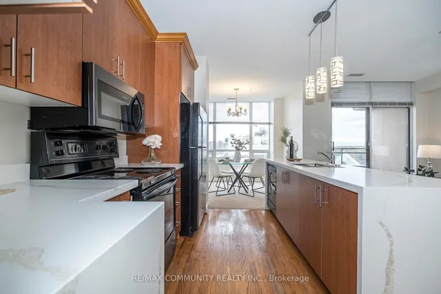 Additional property image - 980 Yonge St Unit 1007