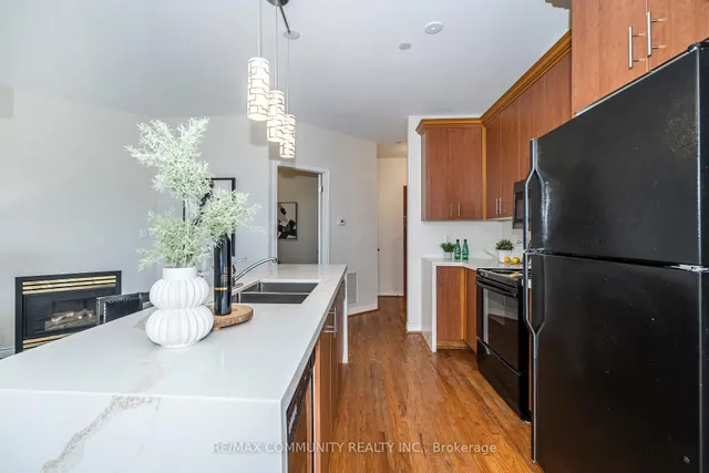 Additional property image - 980 Yonge St Unit 1007