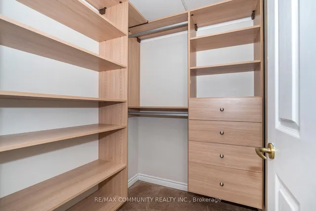 Additional property image - 980 Yonge St Unit 1007