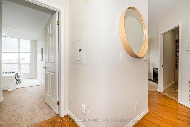 Additional property image - 980 Yonge St Unit 1007