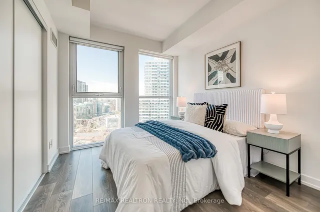 Additional property image - 159 Wellesley St Unit 2210