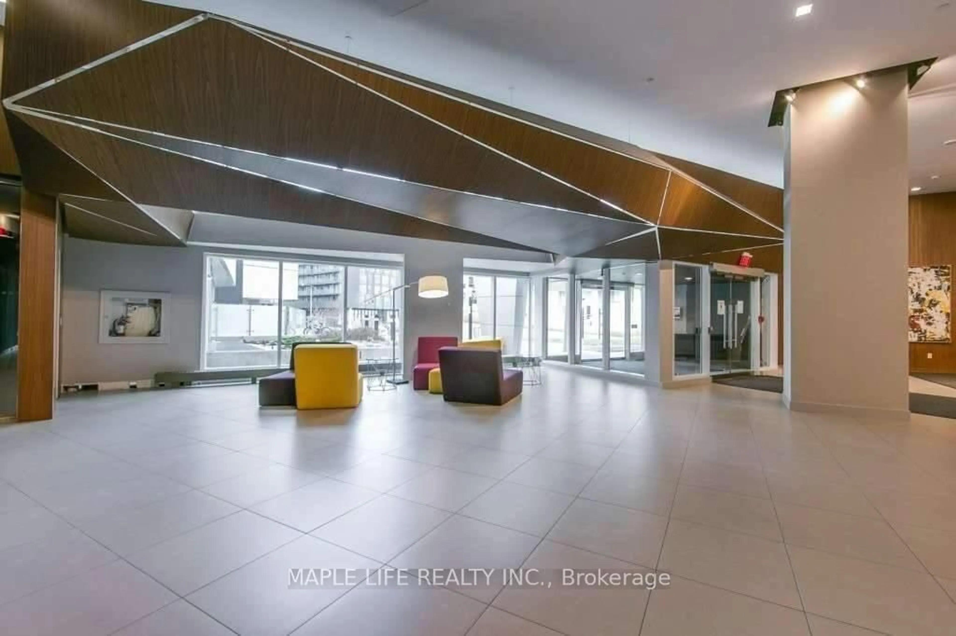 Indoor foyer for 75 Queens Wharf Rd #805, Toronto Ontario M5V 0J8