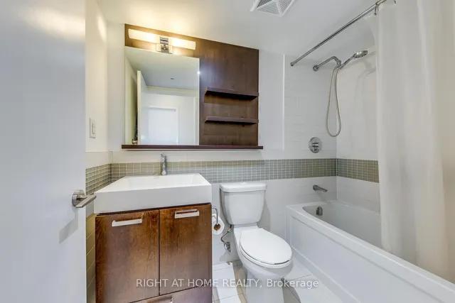 Additional image 19 of 295 Adelaide St Unit 1306