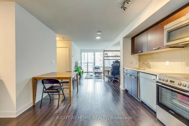 Additional image 36 of 295 Adelaide St Unit 1306