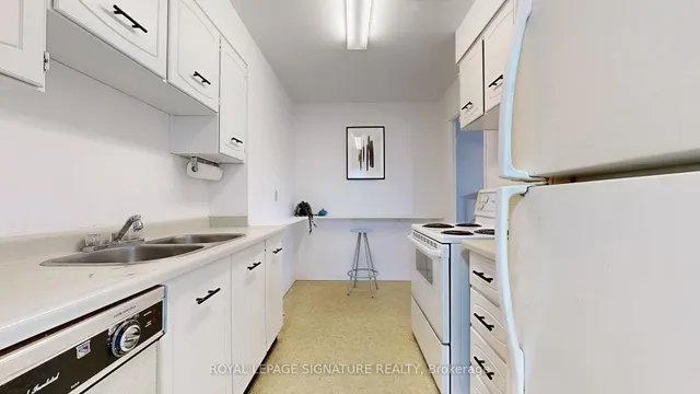 Additional property image - 4005 Don Mills Rd Unit 111