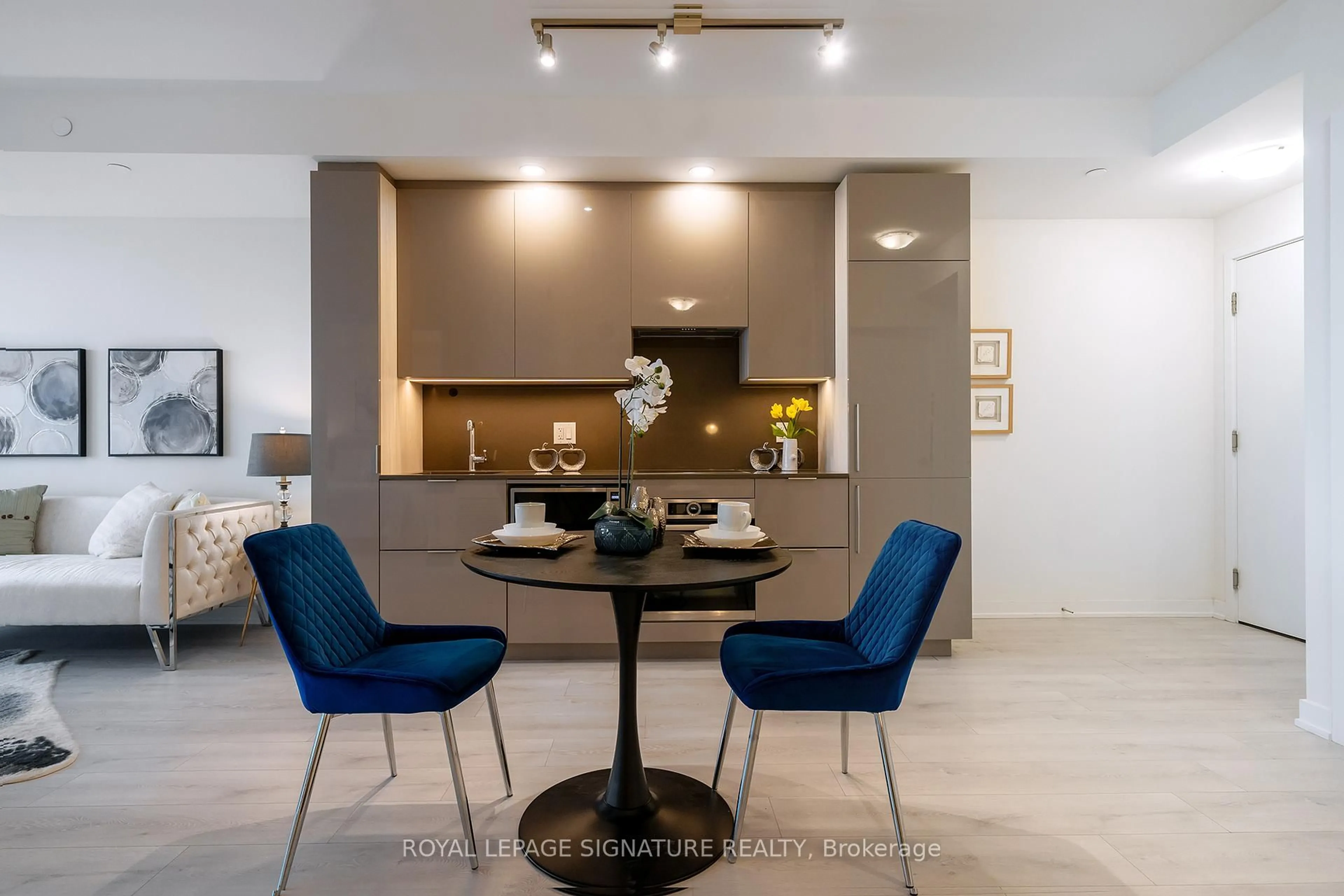 Contemporary kitchen, ceramic/tile floor for 28 Freeland St #1401, Toronto Ontario M5E 0E3