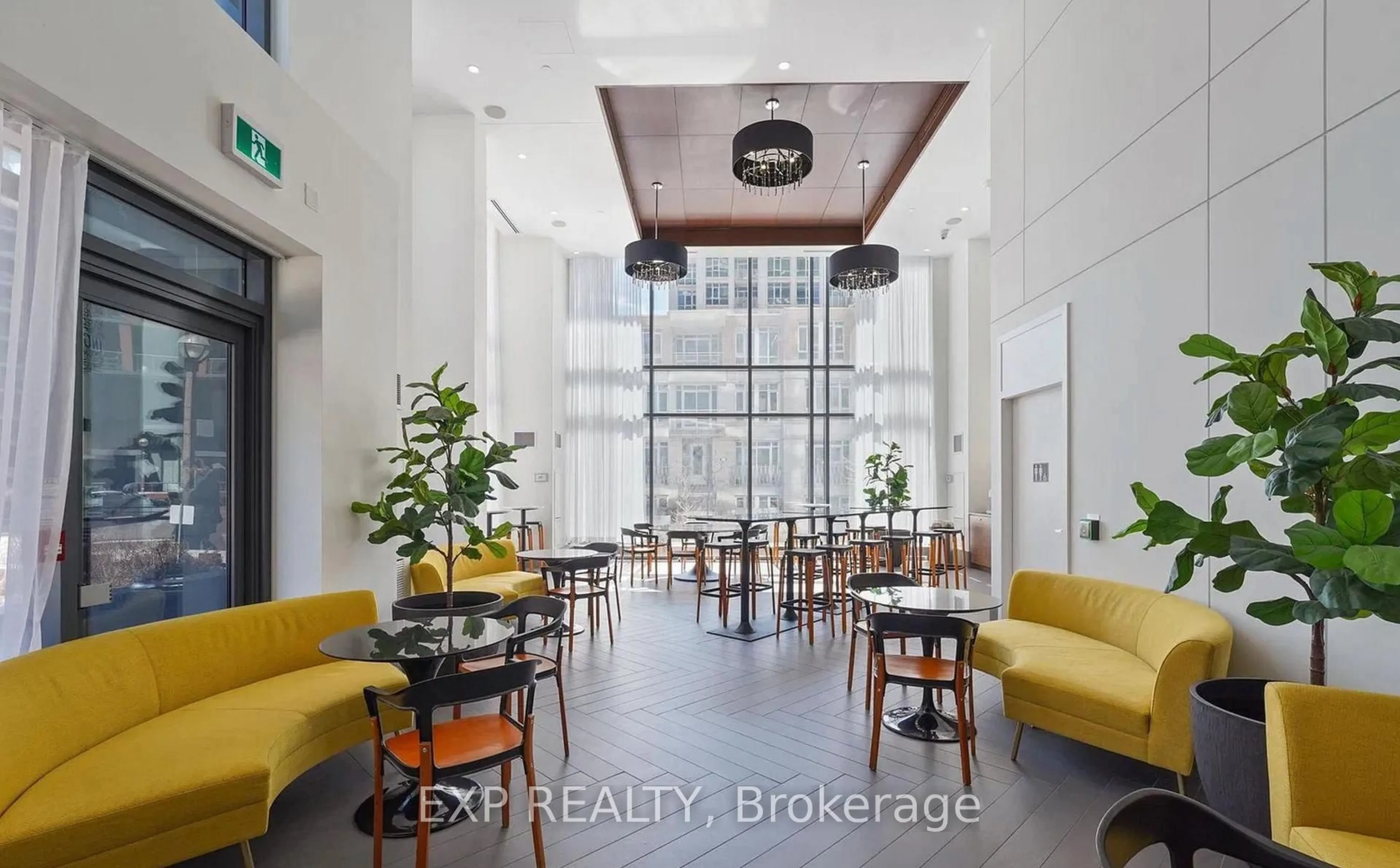 Lobby for 38 IANNUZZI St #1607, Toronto Ontario M5V 0C2