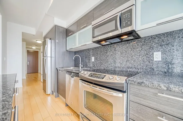 Additional property image - 386 Yonge St Unit 3414