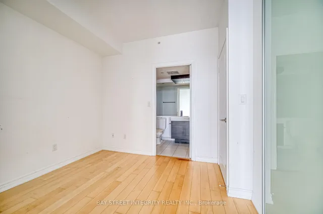 Additional property image - 386 Yonge St Unit 3414