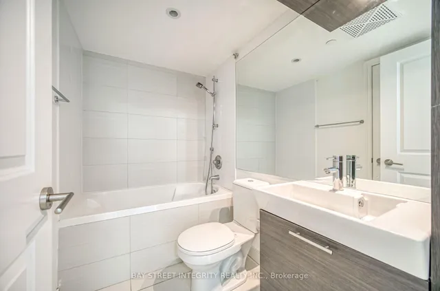 Additional property image - 386 Yonge St Unit 3414