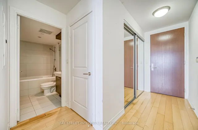 Additional property image - 386 Yonge St Unit 3414