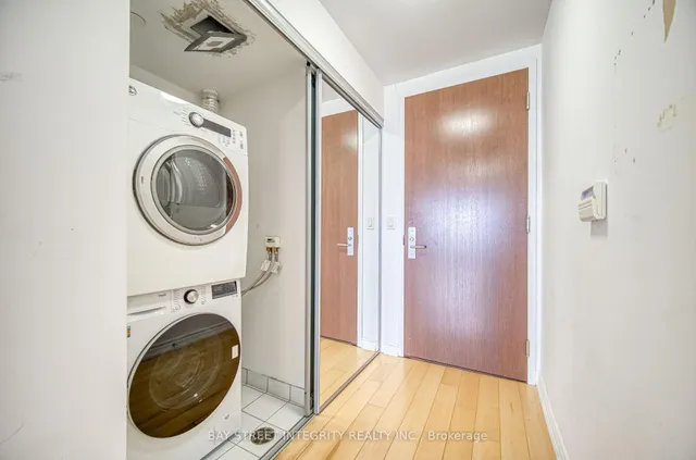 Additional property image - 386 Yonge St Unit 3414