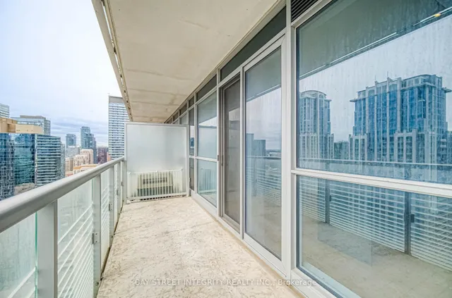 Additional property image - 386 Yonge St Unit 3414